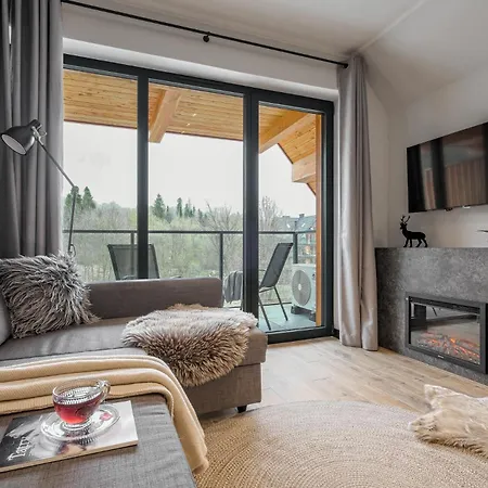 Bania Black Mountain I Basen & Apartman *